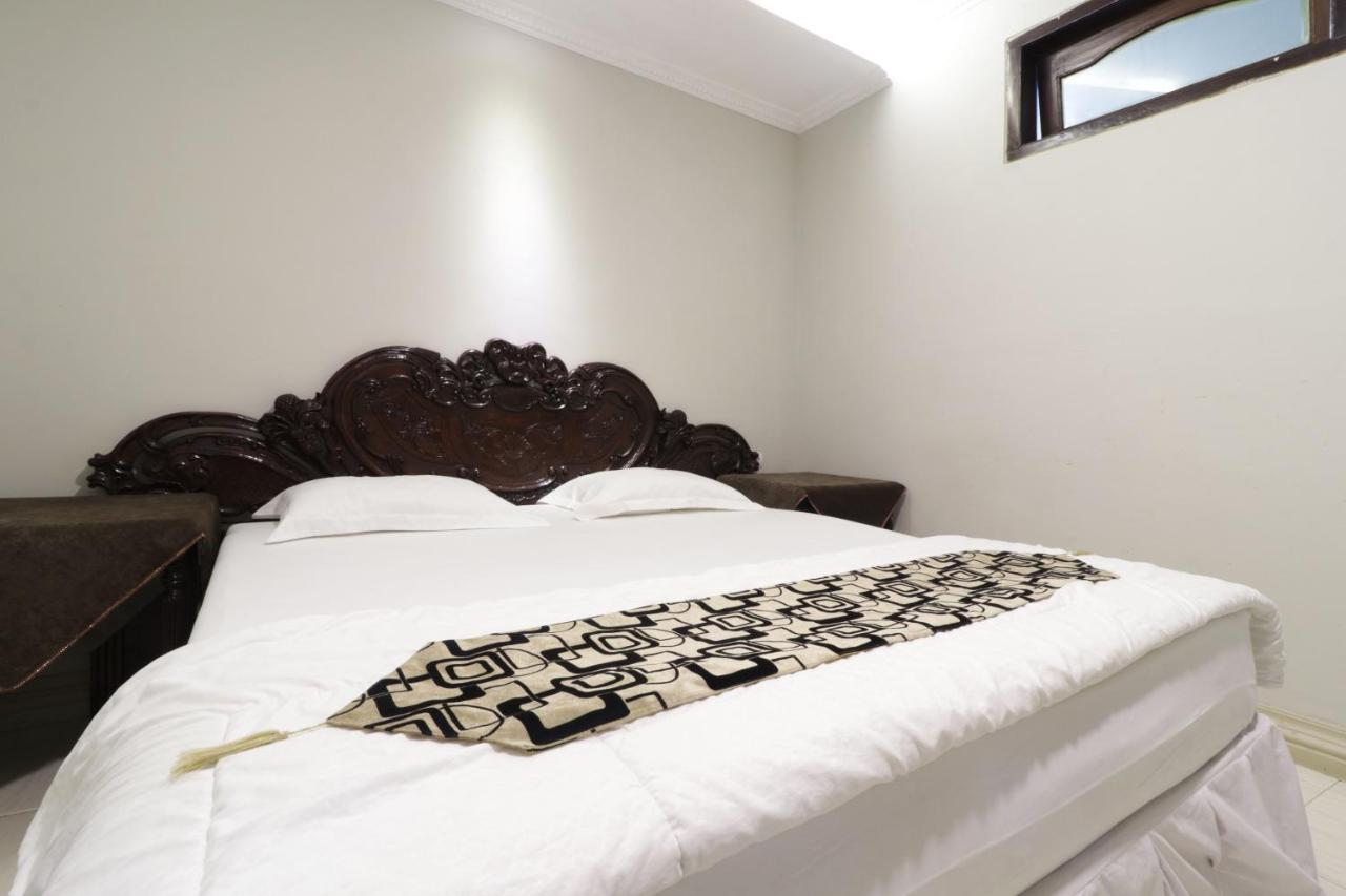Hotel Andalus Джакарта Екстериор снимка
